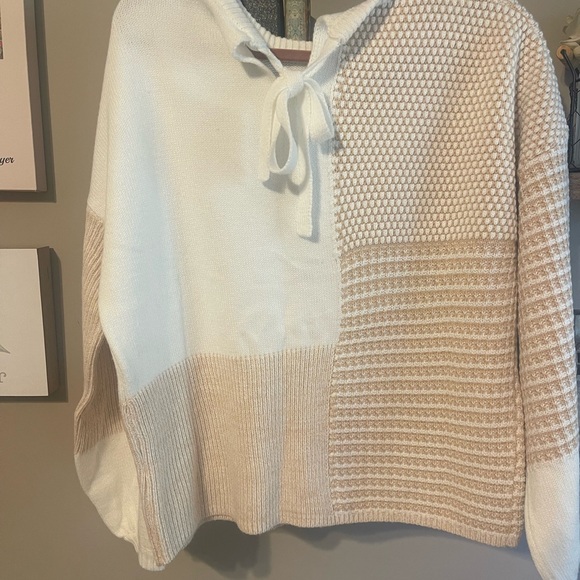 Sweater - Picture 2 of 2